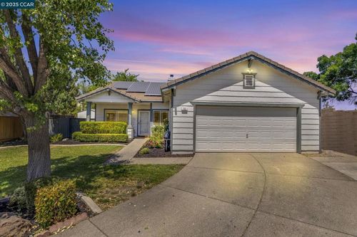 703 Darby Ct, Tracy, CA, 95377-8235 | Card Image