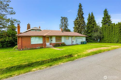 420 E Connecticut St, Bellingham, WA, 98225-3501 | Card Image