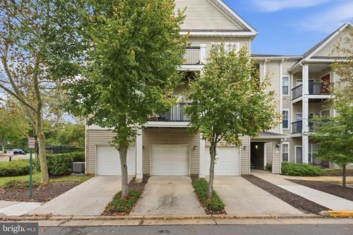 e-13329 Connor Dr, CENTREVILLE, VA, 20120-3048 | Card Image