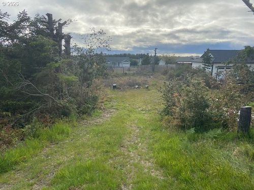 31311 J Pl, OceanPark, WA, 98640 | Card Image