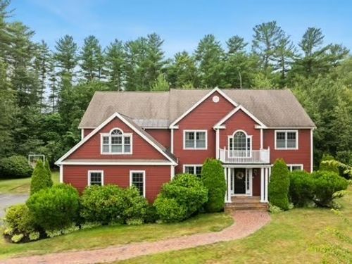 7 Tanglewood Dr, North Easton, MA, 02356-2734 | Card Image