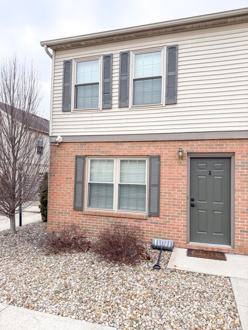 a-631 Pebble Place Drive, Delaware, OH, 43015 | Card Image