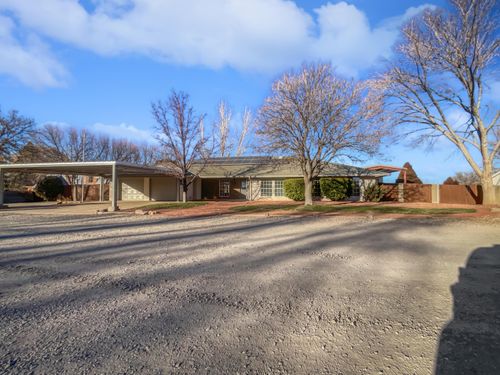437 El Llano Ln, Los Ranchos, NM, 87107-6525 | Card Image