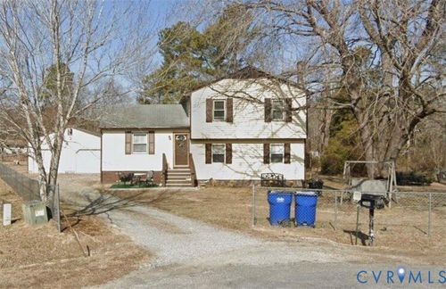 2606 Edgewood Dr, Ruther Glen, VA, 22546-2814 | Card Image