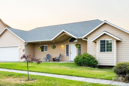 364 Pintail Ln, Moscow, ID, 83843-8201 | Card Image