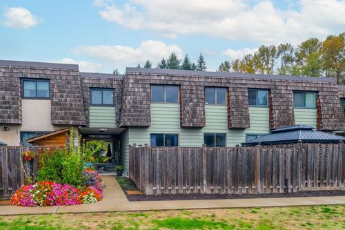 1122 Premier St, North Vancouver, BC, V7J2H3 | Card Image