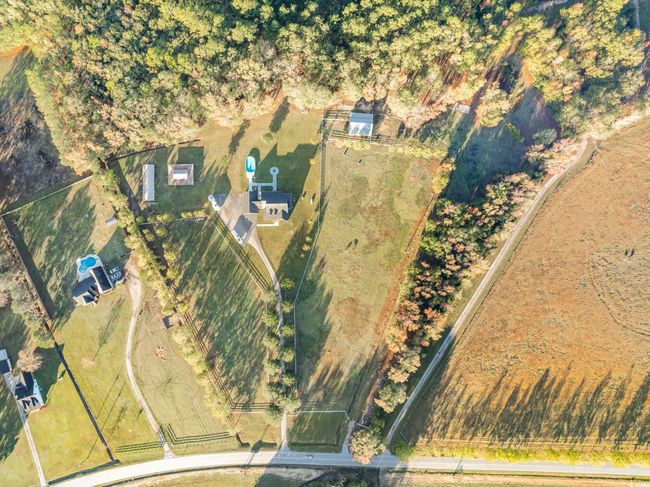 1555 Big Swamp Rd, House other with 3 bedrooms, 4 bathrooms and 3 parking in Pamplico SC | Image 5