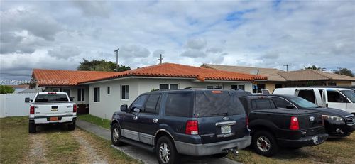 9595 Sw 39th St, Miami, FL, 33165-4019 | Card Image