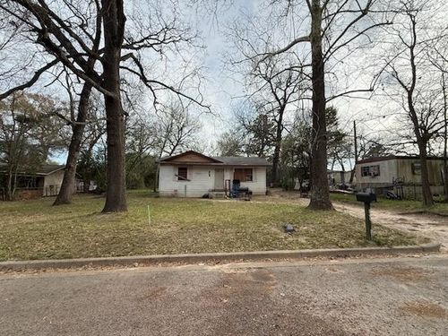 1108 W Noble St, Troup, TX, 75789-1721 | Card Image