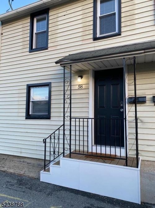 58 Chintewink Aly, Phillipsburg, NJ, 08865-1247 | Card Image