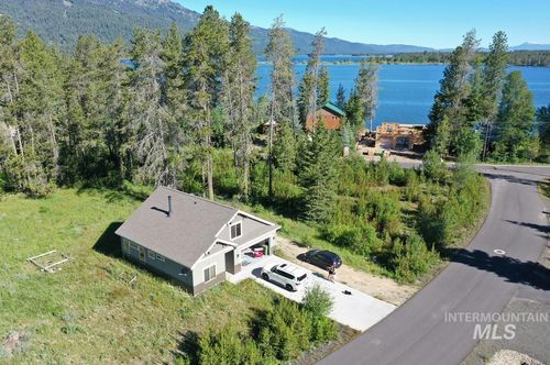 241 Bald Eagle Ln, Donnelly, ID, 83615-5072 | Card Image