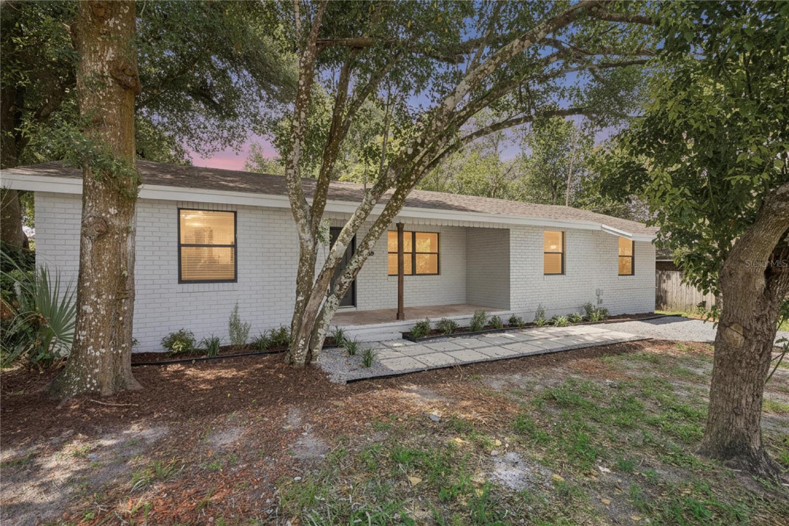 Residential in DEBARY 3