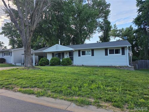 3315 Hannibal Drive, St Charles, MO, 63301 | Card Image