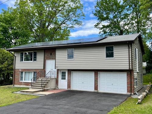 12 Dike Dr, Clinton, MA, 01510-4304 | Card Image
