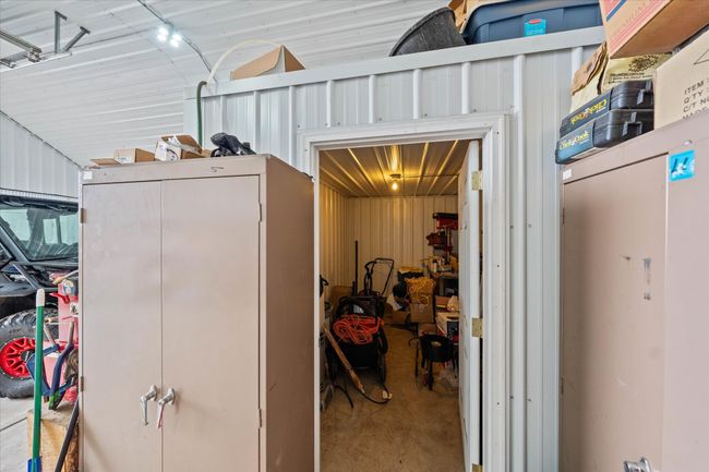 32X40 Heated Garage Interior | Image 63