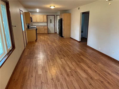 1011 E 3rd St, Pana, IL, 62557-1918 | Card Image