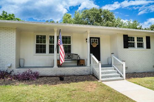 137 Center St, Inman, SC, 29349-9063 | Card Image