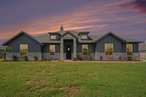7421 Stonehenge Dr, Sanger, TX, 76266-1646 | Card Image