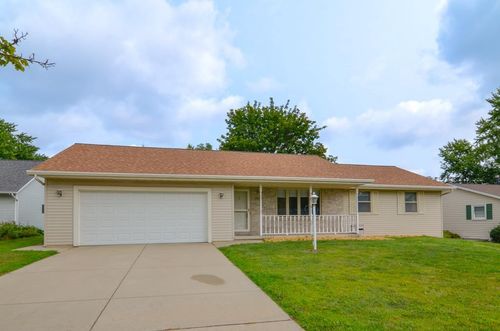 1518 Commanche Drive, Ashwaubenon, WI, 54313 | Card Image