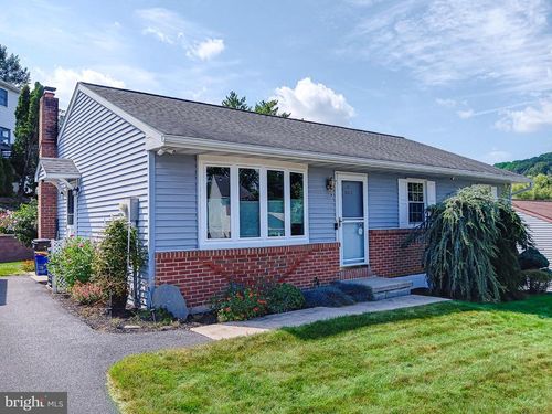 603 Leininger Ave, MOHNTON, PA, 19540-1329 | Card Image