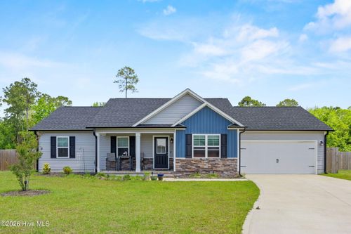 811 E Warner Ct, Hubert, NC, 28539-8002 | Card Image