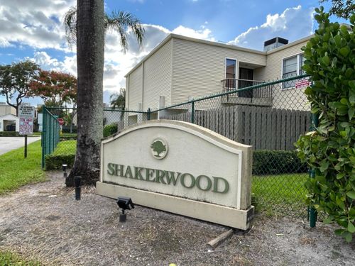 11983 Shakerwood Ln, Wellington, FL, 33414-5798 | Card Image