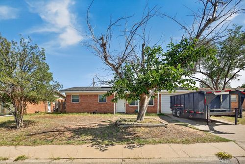 4621 Graceland Dr, Midland, TX, 79703-6843 | Card Image