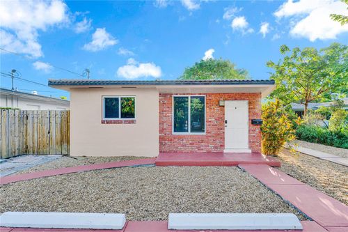 0-2931 Sw 39th Ave, Miami, FL, 33134-7352 | Card Image