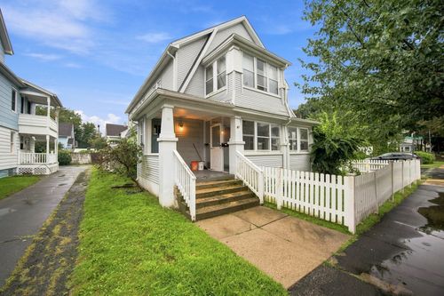 81-79-81 Garden St, West Springfield, MA, 01089-2711 | Card Image