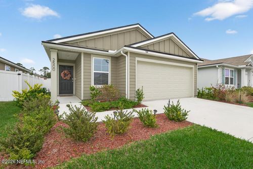 2500 Falling Star Ln, GREEN COVE SPRINGS, FL, 32043-8758 | Card Image