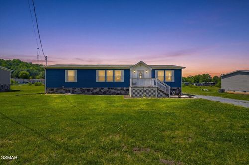 1463 Old Newport Hwy, Dandridge, TN, 37725-5514 | Card Image