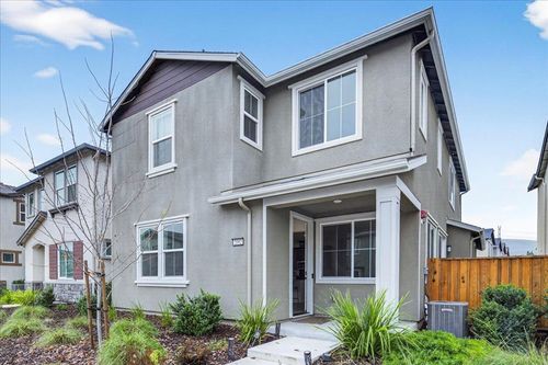 2092 Cottonwood St, Pittsburg, CA, 94565-5577 | Card Image