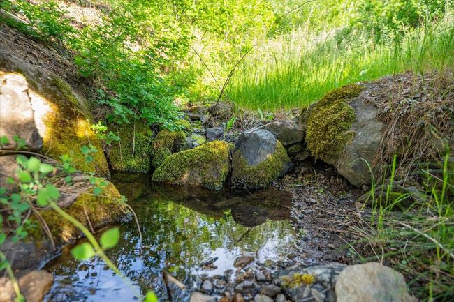 12876 E Fork Rd, House other with 3 bedrooms, 4 bathrooms and null parking in French Gulch CA | Image 56
