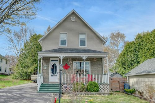 260 Wellington Street, Bonnechere Valley, ON, K0J1T0 | Card Image
