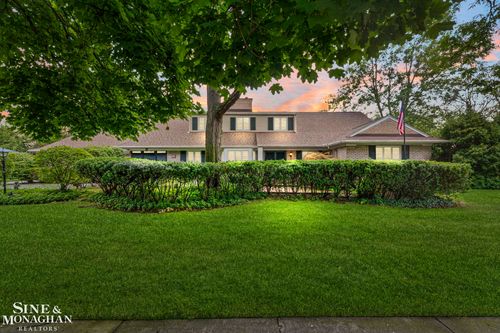 20 Lakecrest Ln, Grosse Pointe Farms, MI, 48236-3714 | Card Image
