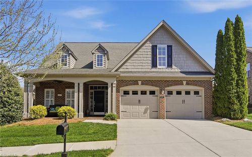 5587 Foxgate Cir, Winston Salem, NC, 27106-6267 | Card Image