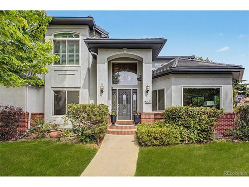 8631 E Hawaii Dr, Denver, CO, 80231-2740 | Card Image