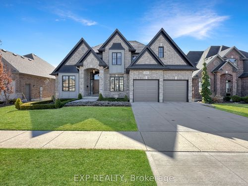 583 Eclipse Walk, London, ON, N5X0J9 | Card Image