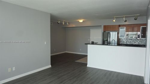 apt-2022-325 Biscayne Blvd, Miami, FL, 33131-2461 | Card Image