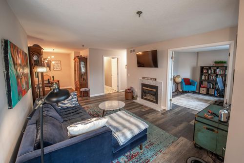 2550 Concord Way, Mendota Heights, MN, 55120-1728 | Card Image