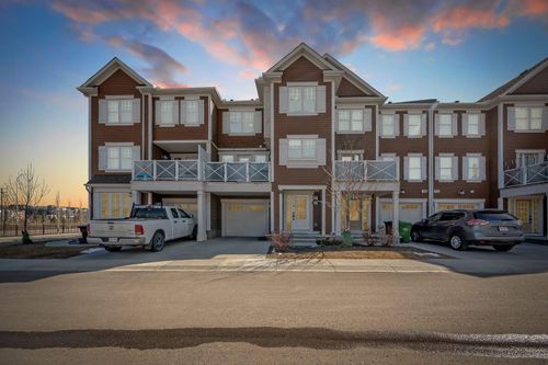 25 Cityscape Court Ne, Home with 2 bedrooms, 2 bathrooms and 2 parking in Calgary AB | Card Image