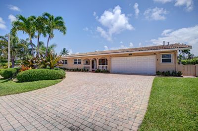 1920 Waters Edge, House other with 3 bedrooms, 2 bathrooms and null parking in Lauderdale By The Sea FL | Image 3