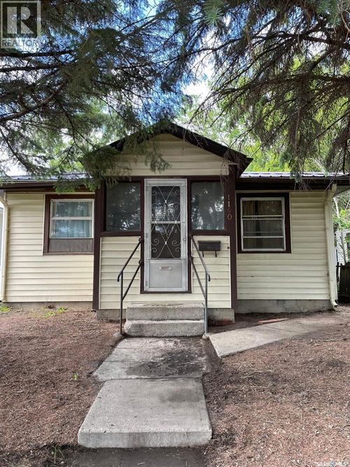 1140 Coteau St W, Moose Jaw, SK, S6H5G6 | Card Image