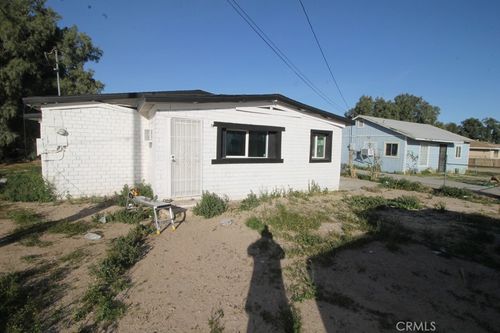 35630 San Bernardino St, Daggett, CA, 92327 | Card Image