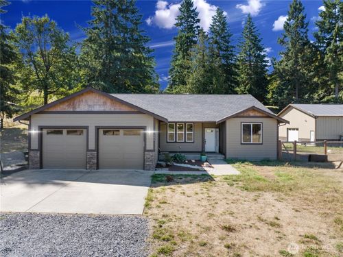 606 288th St E, Roy, WA, 98580-9504 | Card Image