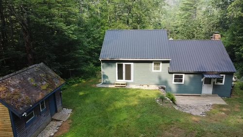 72 Tabor Cir, Albany, NH, 03818-7333 | Card Image