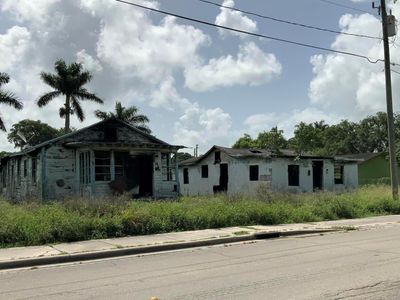 217 Nw 5th Street, House other with 0 bedrooms, 4 bathrooms and null parking in Belle Glade FL | Image 2