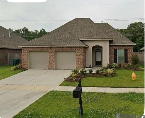 1353 Cedar Trail Ave, Zachary, LA, 70791-8247 | Card Image