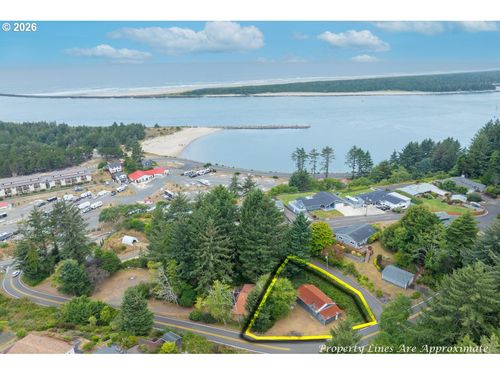 188 Sunset Dr, Reedsport, OR, 97467-8753 | Card Image