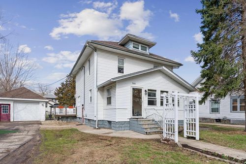 505 5th Ave Sw, Independence, IA, 50644-2555 | Card Image